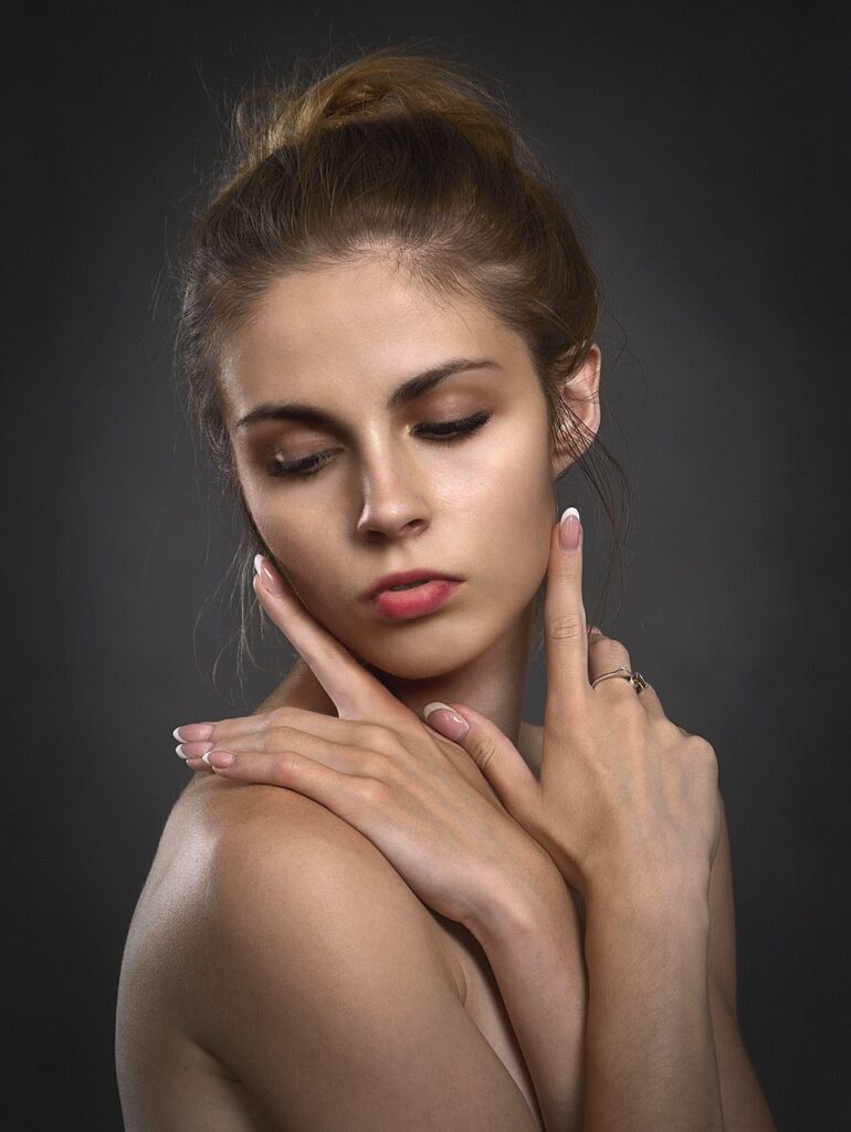 敏感肌の人が選ぶべきスキンケアは皮膚科での相談が鍵ですか？