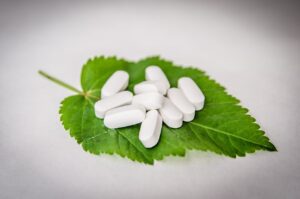 シミやくすみを医療レベルで改善するスキンケア方法は？