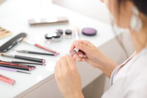 ハイドロキノン化粧品の市販品を比較する際のポイントは？