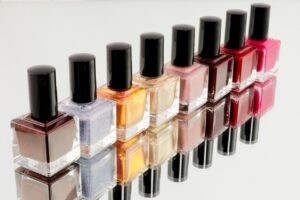 シミ改善に効果的な医薬部外品美容液はどれ？