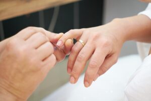 美白美容液の本気比較で選ぶべき製品は？