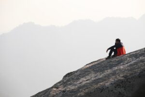 40代の肌悩みを解決するためのケアの優先順位は？